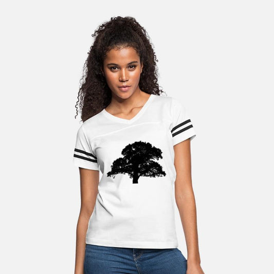 Detailed Large Oak Tree Silhouette