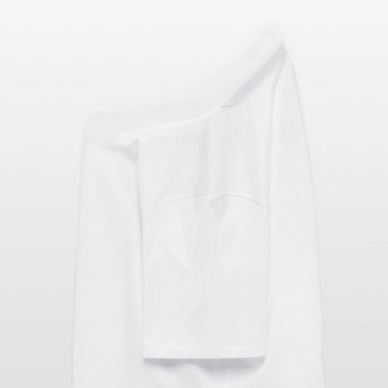 Excited Party Bear – Confetti Blast & Party Horn