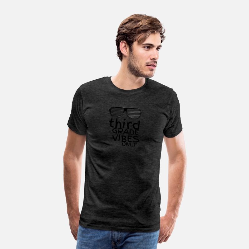 Third grade vibes only Back to school T shirt